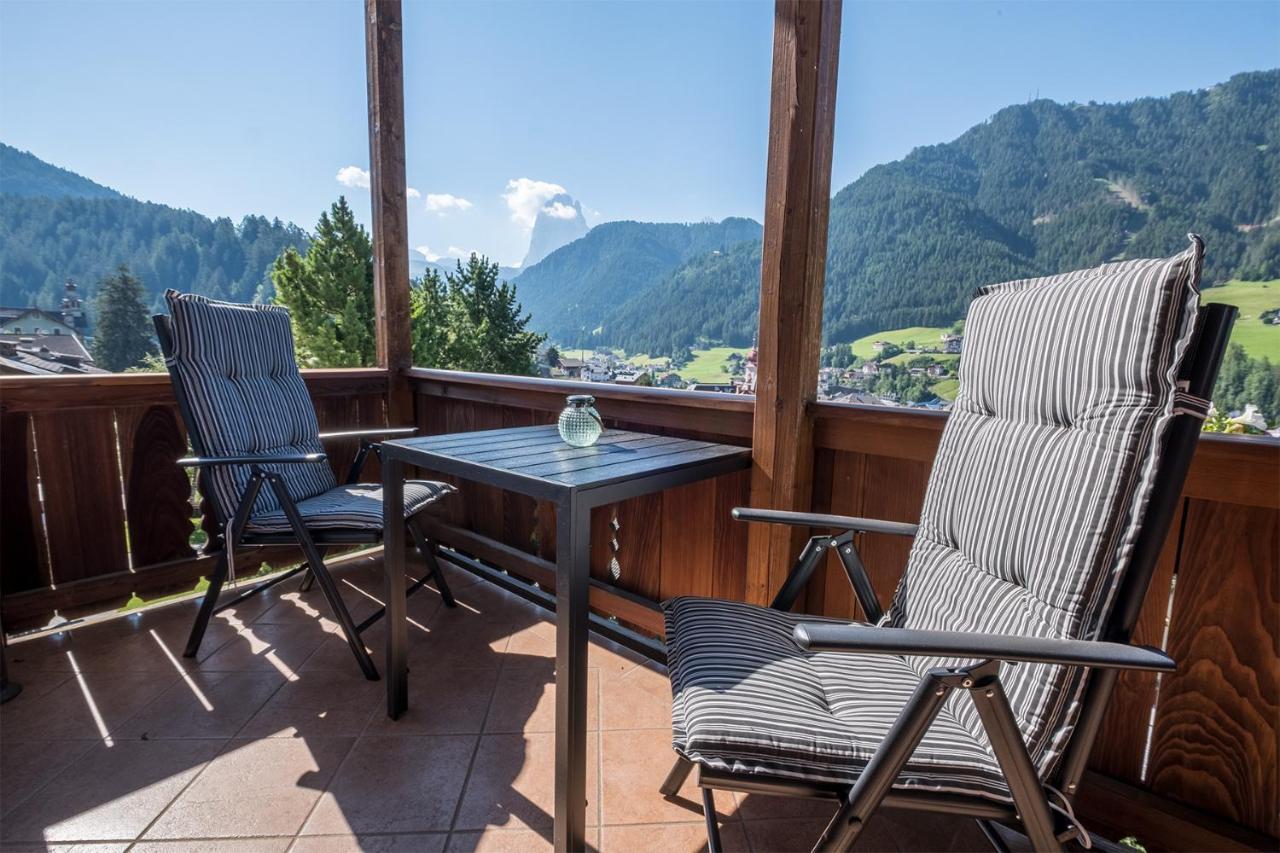 Garni Alba Bed & Breakfast Ortisei Exteriér fotografie