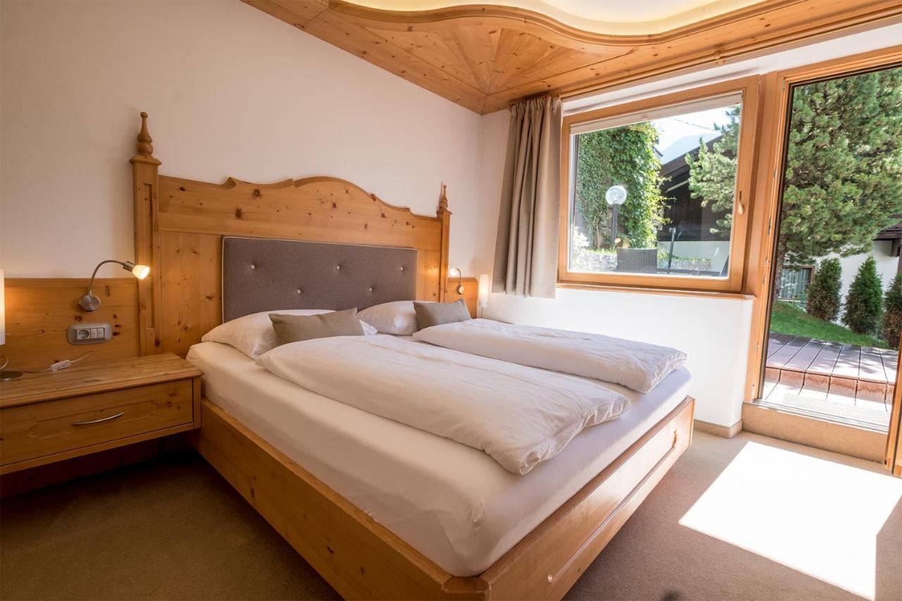 Garni Alba Bed & Breakfast Ortisei Exteriér fotografie