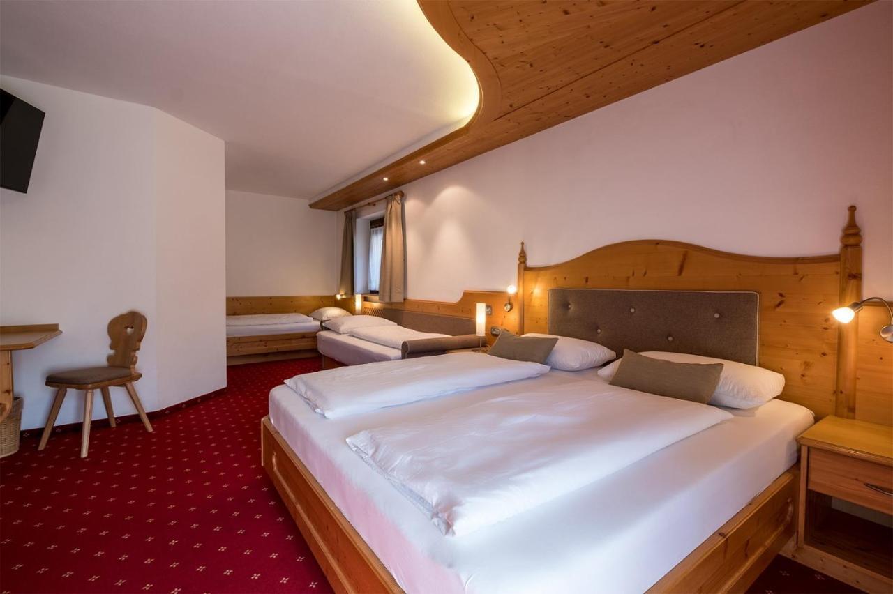 Garni Alba Bed & Breakfast Ortisei Exteriér fotografie