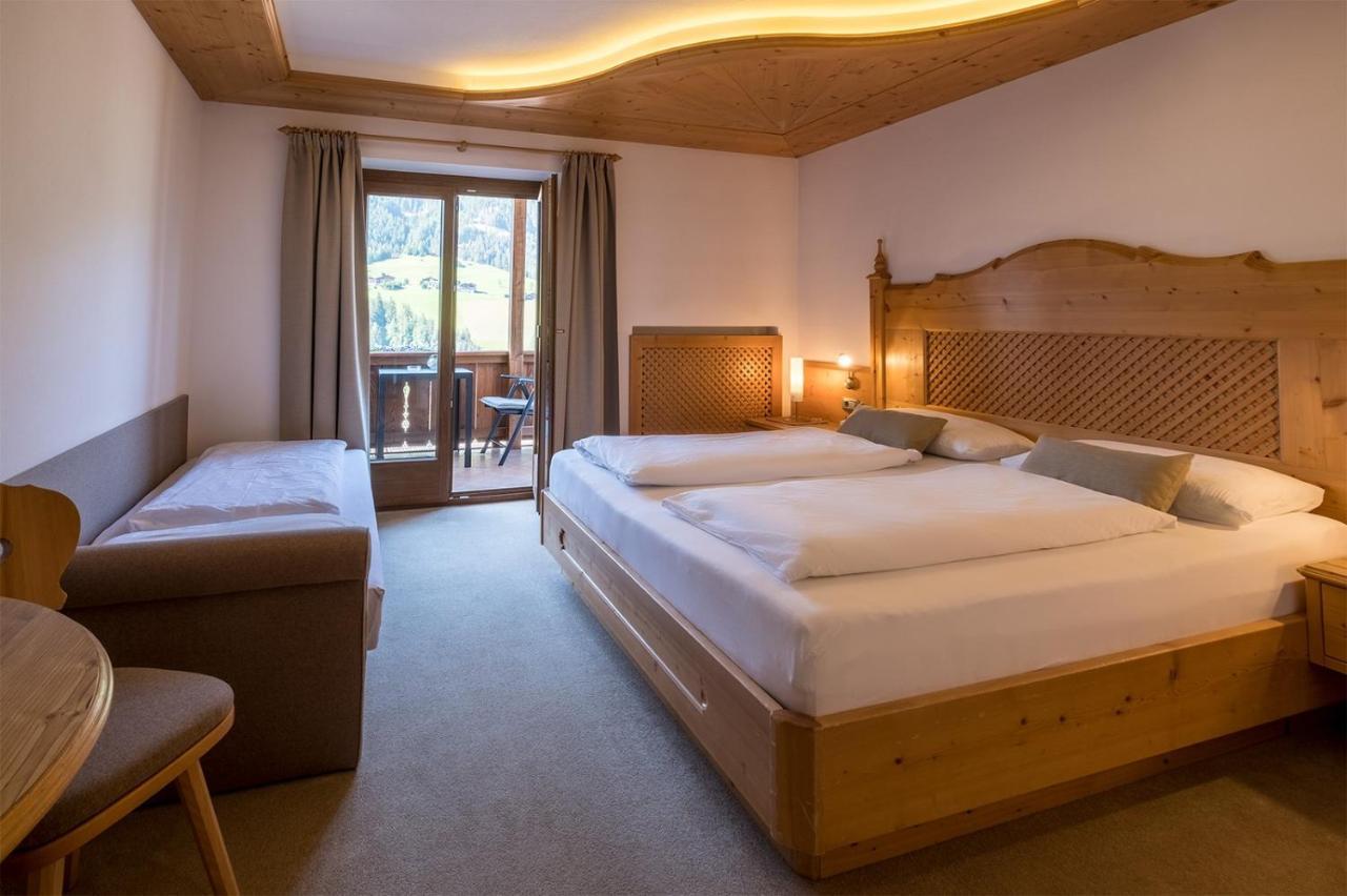 Garni Alba Bed & Breakfast Ortisei Exteriér fotografie